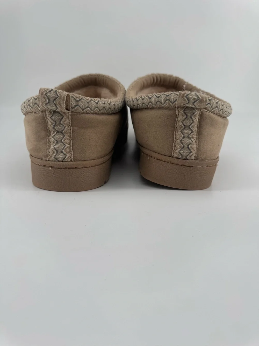 Dakine Tan Slip-On Fleece-Lined Loafers XL/US 13-14